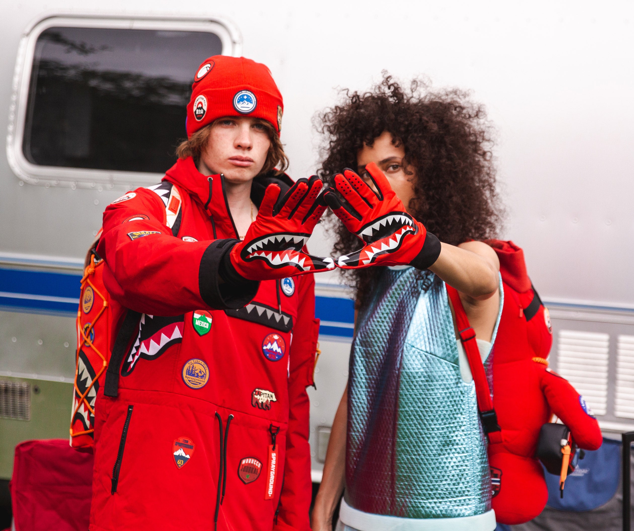 NEW APPAREL SPRAYGROUND