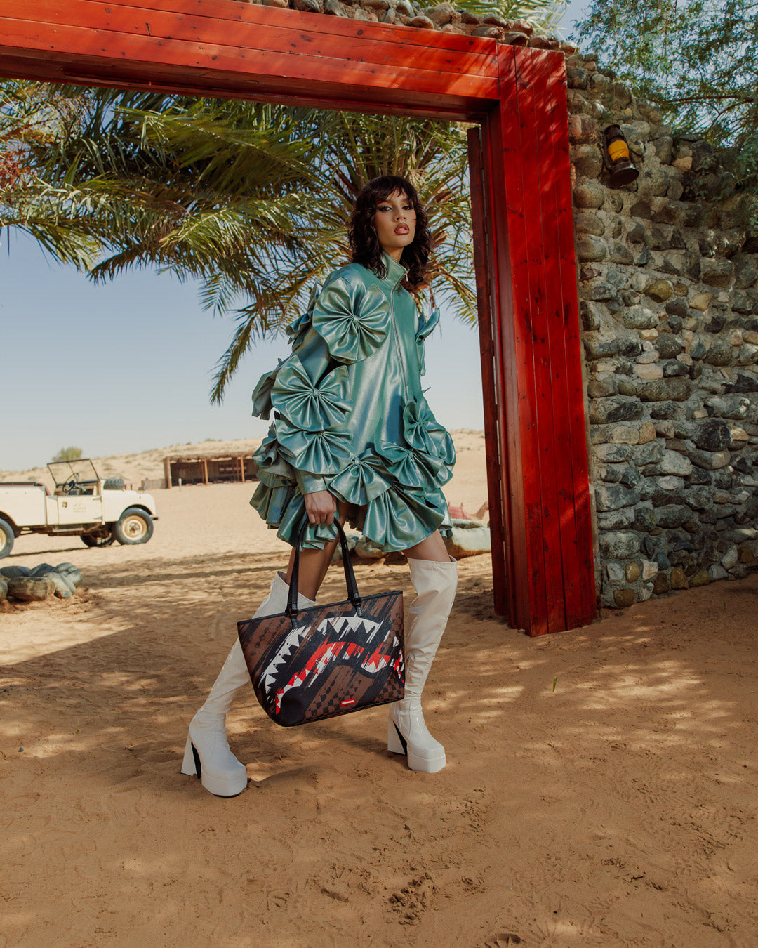 SHARKS IN PARIS NIGHT DRIFT TOTE – SPRAYGROUND®