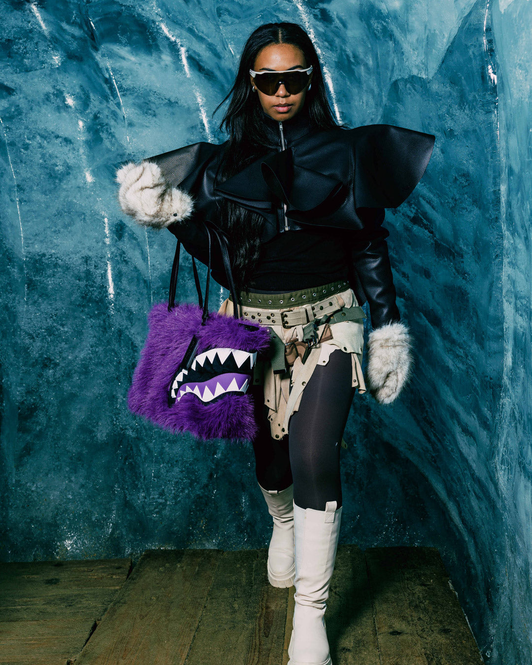 FURZILLA SHARK (PURP) TOTE – SPRAYGROUND®