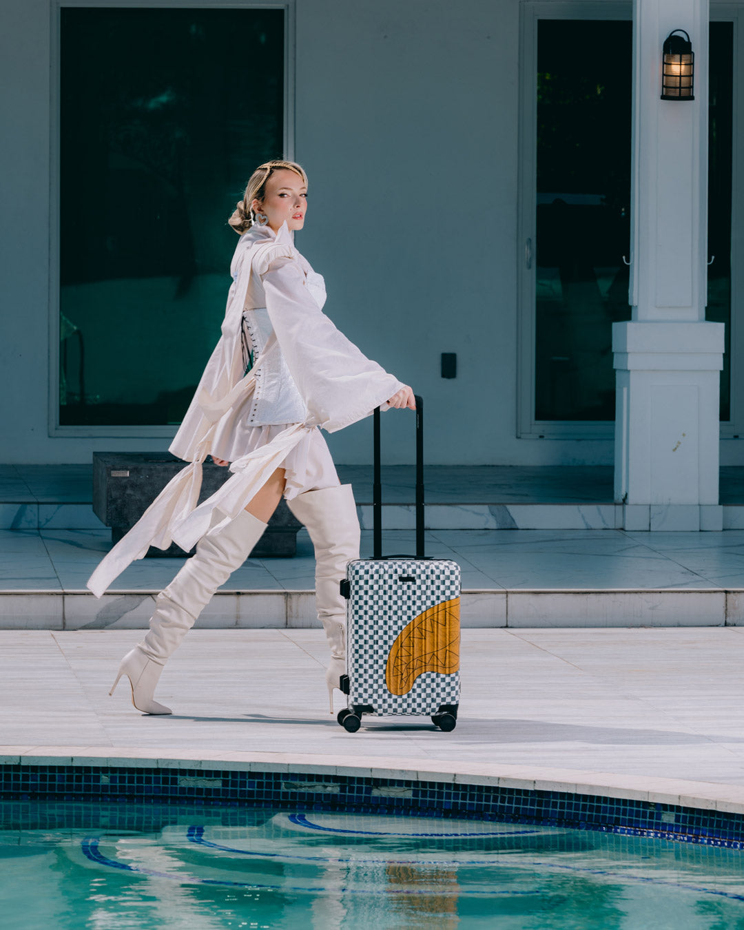 ロミジュリ RITZ RIVIERA CARRY-ON LUGGAGE – SPRAYGROUND®