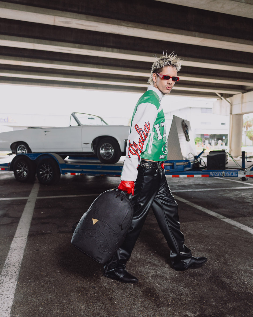THE GOLDEN FANG SHARK BACKPACK – SPRAYGROUND®