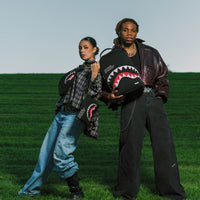 SPRAYGROUND® POUCHETTE SHARK CENTRAL KNIT CROSSOVER CLUTCH