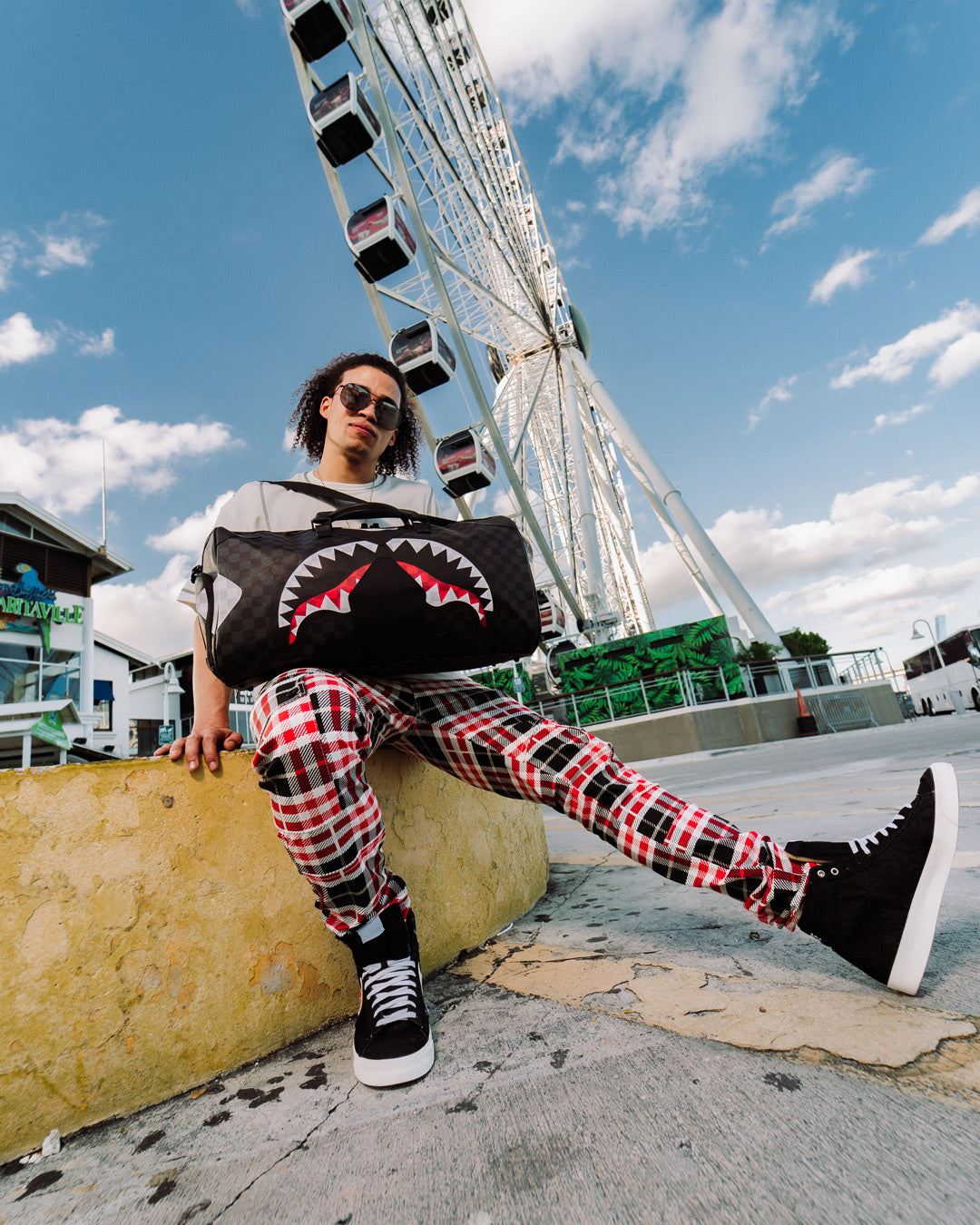 TRIPLE DECKER HEIR TO THE THRONE DUFFLE – SPRAYGROUND®