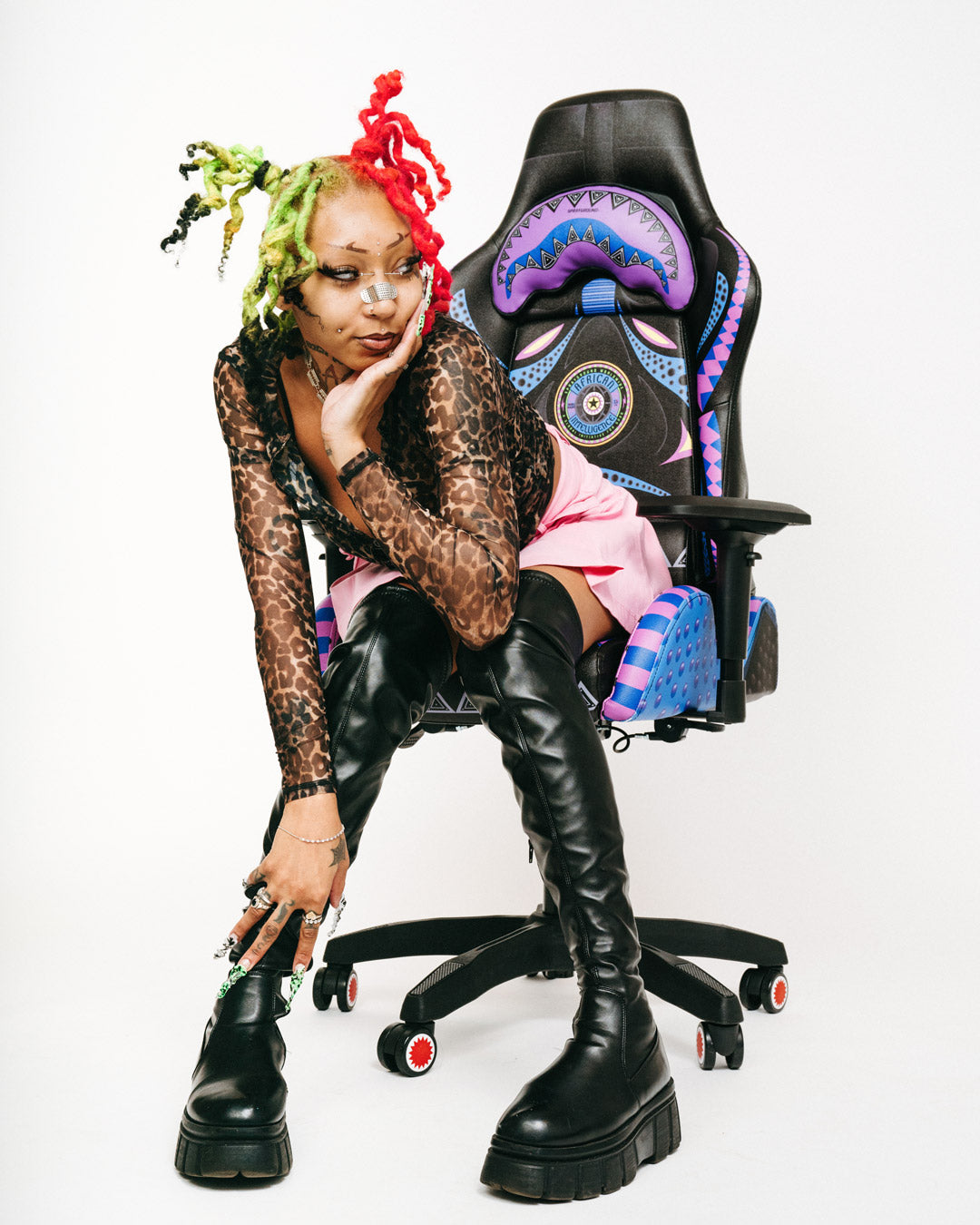 Supreme カラフルドットチェア A.I. 12 BROOKLYN & BEYOND - SANDFLOWER COLLAB GAMING CHAIR