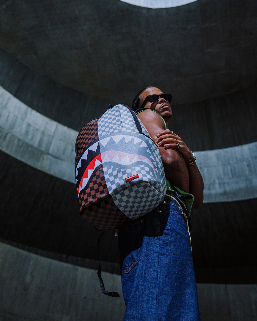 SHARKS IN PARIS CHERRY BLADE BACKPACK SPRAYGROUND SHARKS IN PARIS CHERRY BLADE BACKPACK – SPRAYGROUND® main image 3