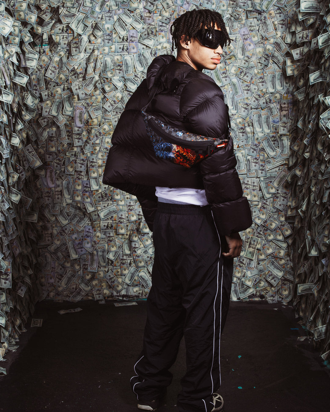 SPRAYGROUND® CROSSBODY FIRE & ICE SHARK SAVVY CROSSBODY