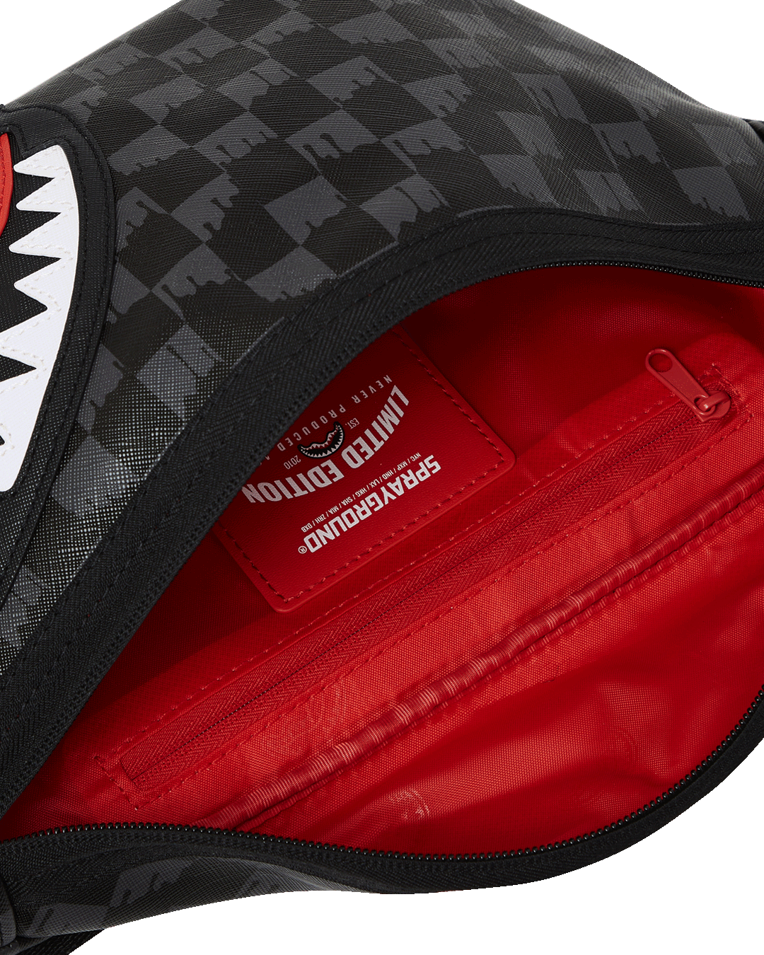 SPRAYGROUND® CROSSBODY SHARKS IN PARIS THUNDERDRIP SAVVY CROSSBODY