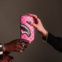SPRAYGROUND® POUCH PINK AND BLACK DRIP CHECK POUCH