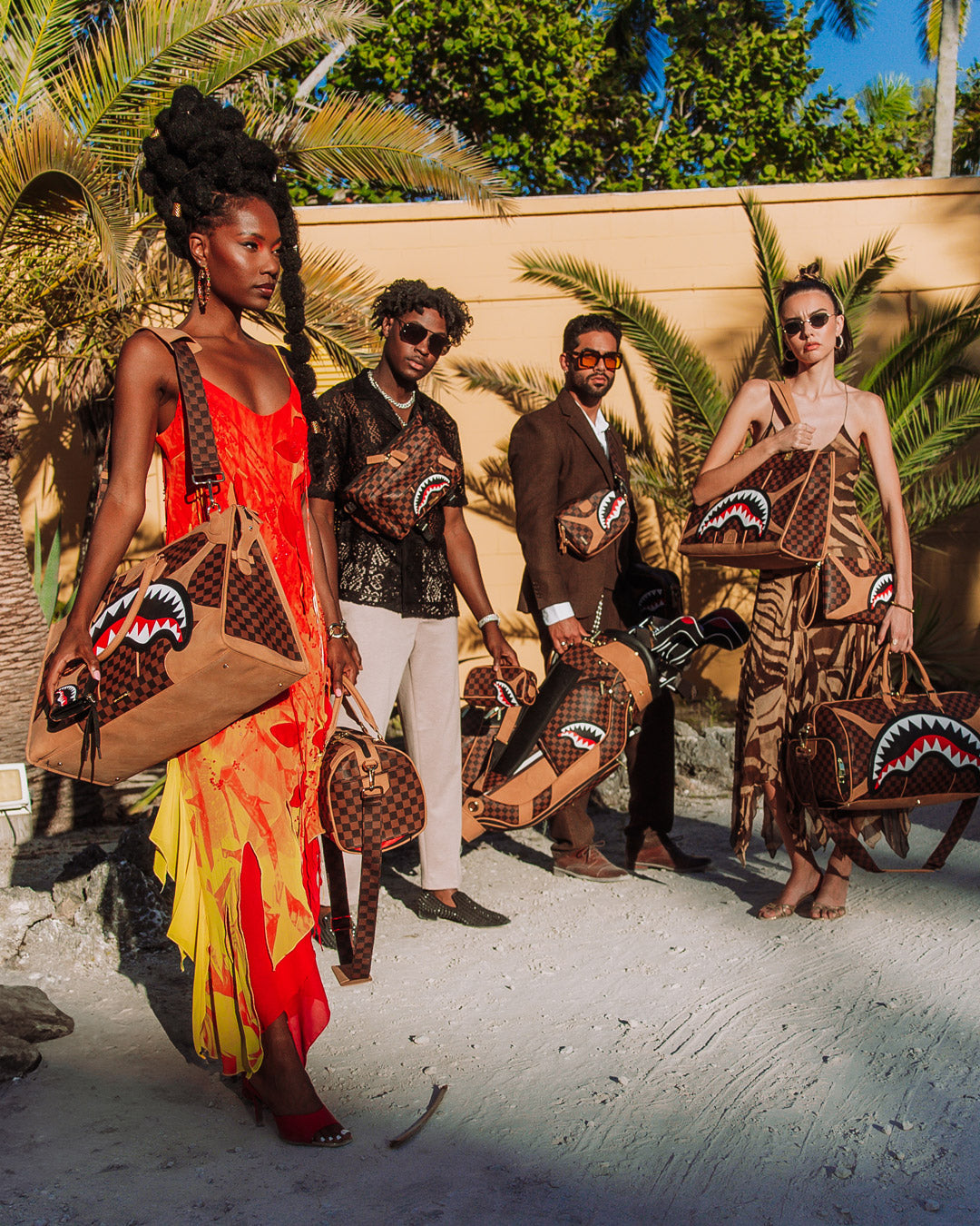HENNYVILLE CROSSOVER CLUTCH – SPRAYGROUND®