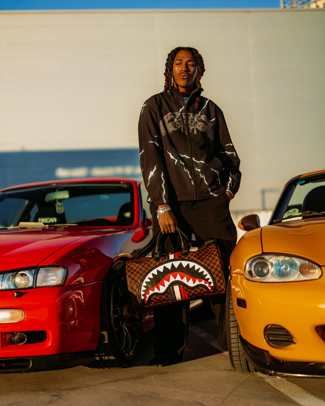 SHARKS IN PARIS GT DUFFLE – SPRAYGROUND®
