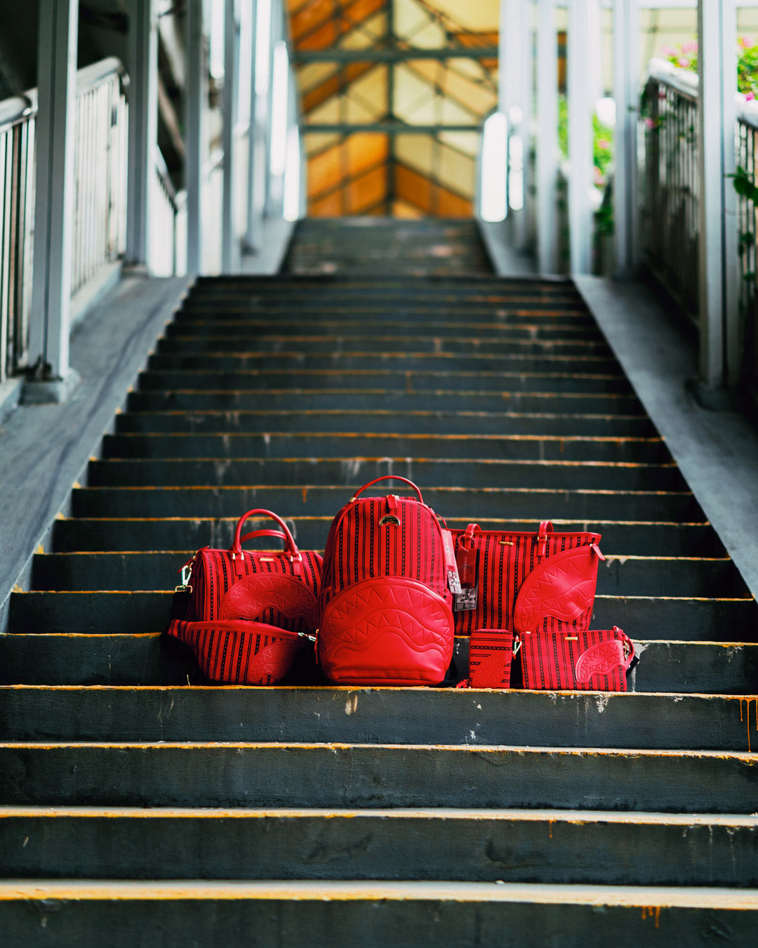 SKYCHAIN SUPPLYCHAIN SAVVY CROSSBODY – SPRAYGROUND®