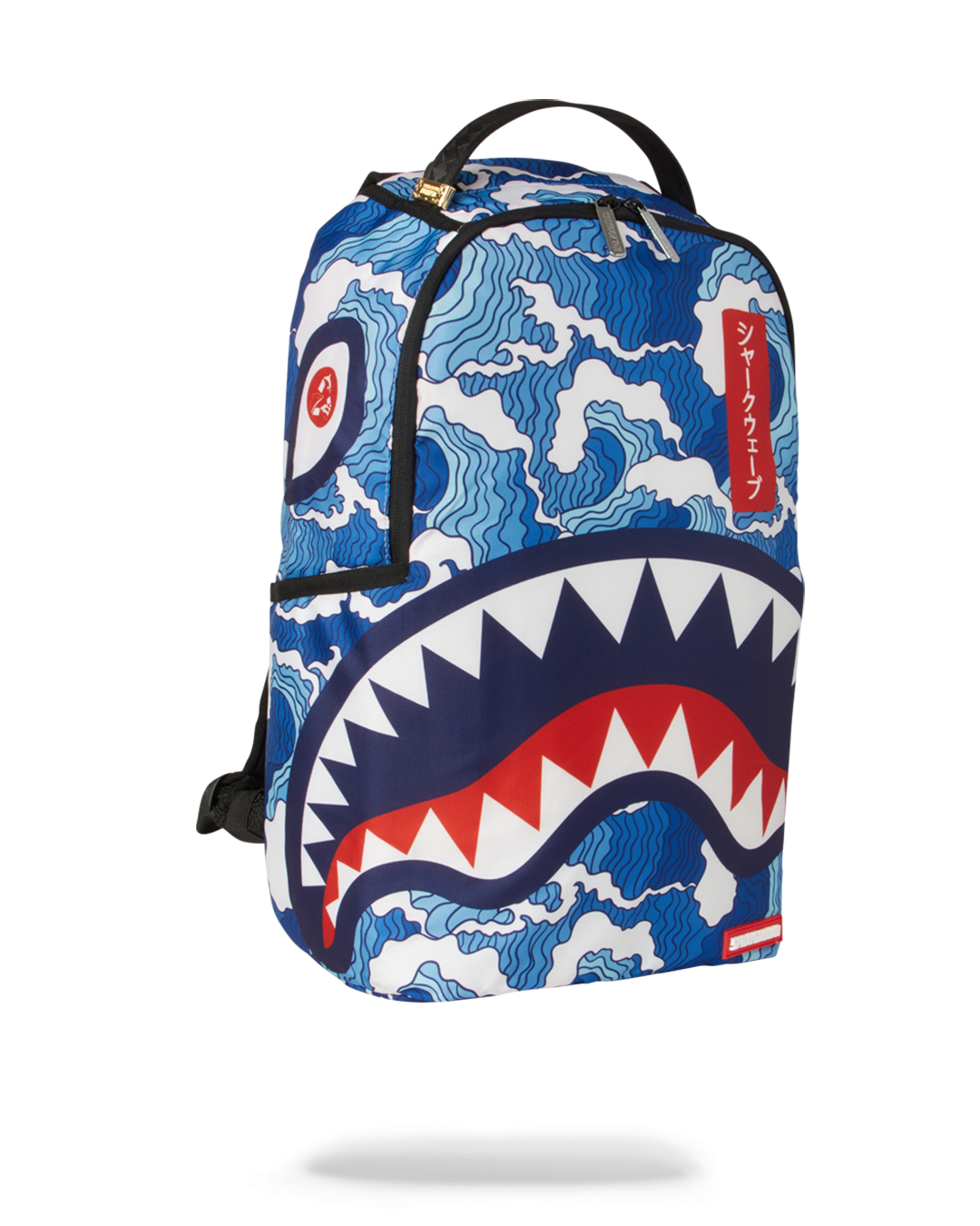 THE SHARK WAVE (made from 100% recycled plastic bottles from the ocean –  SPRAYGROUND®