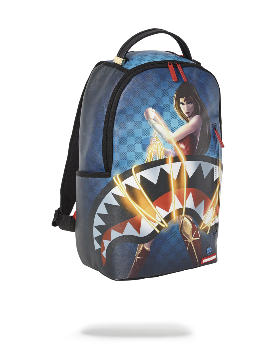 WONDER WOMAN LASSO SHARK DLXV BACKPACK SPRAYGROUND