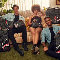 SPRAYGROUND® POUCHETTE XTC GREY SHARKS IN PARIS CROSSOVER CLUTCH