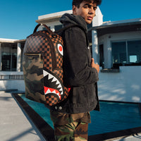 SPRAYGROUND® BACKPACK EXTERIOR GOLD ZIP POCKET SHARKS IN PARIS BACKPACK (DLXV)