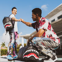 SPRAYGROUND® DUFFLE HENNY AIIR TO THE THRONE DUFFLE