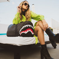 SPRAYGROUND® DUFFLE HENNY AIIR TO THE THRONE DUFFLE