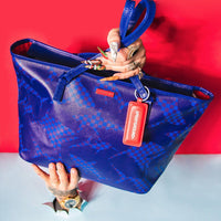 SPRAYGROUND® TOTE SHARK CHECK (BLUE) TOTE