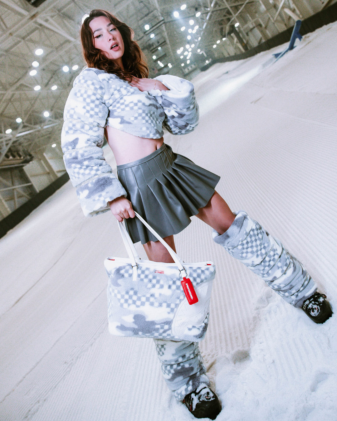 3AM PLUSH SWISS ALPS TOTE – SPRAYGROUND®