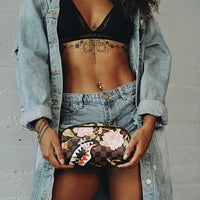 SPRAYGROUND® POUCH SHARKFLOWER POUCH