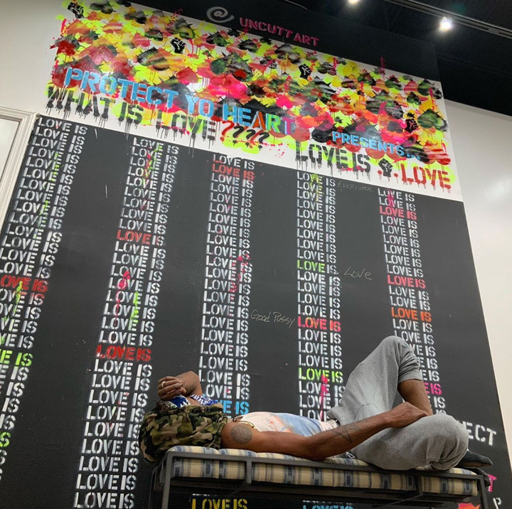 #LoveIsWall