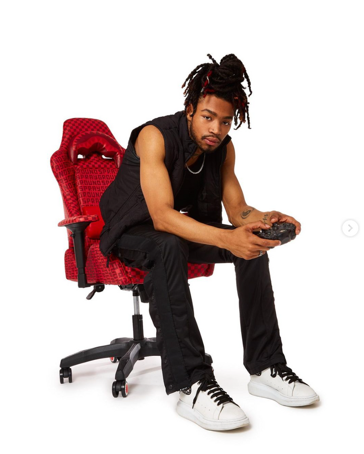 Gaming Chairs are BACK!