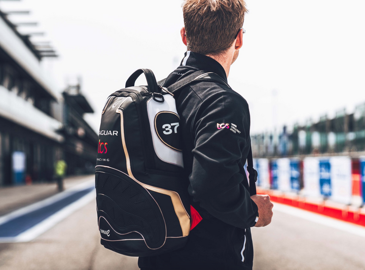 Seele Magazine: SPRAYGROUND LAUNCHES ITS NEW FORMULA E COLLECTION WITH NEW JAGUAR AND PORSCHE BACKPACKS