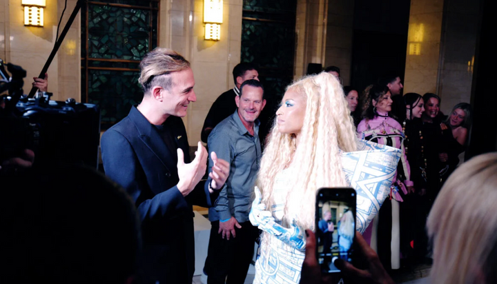 AP MEDIA PRESSE: "WHEN REBELLION BECOMES AN ACT OF FAITH"