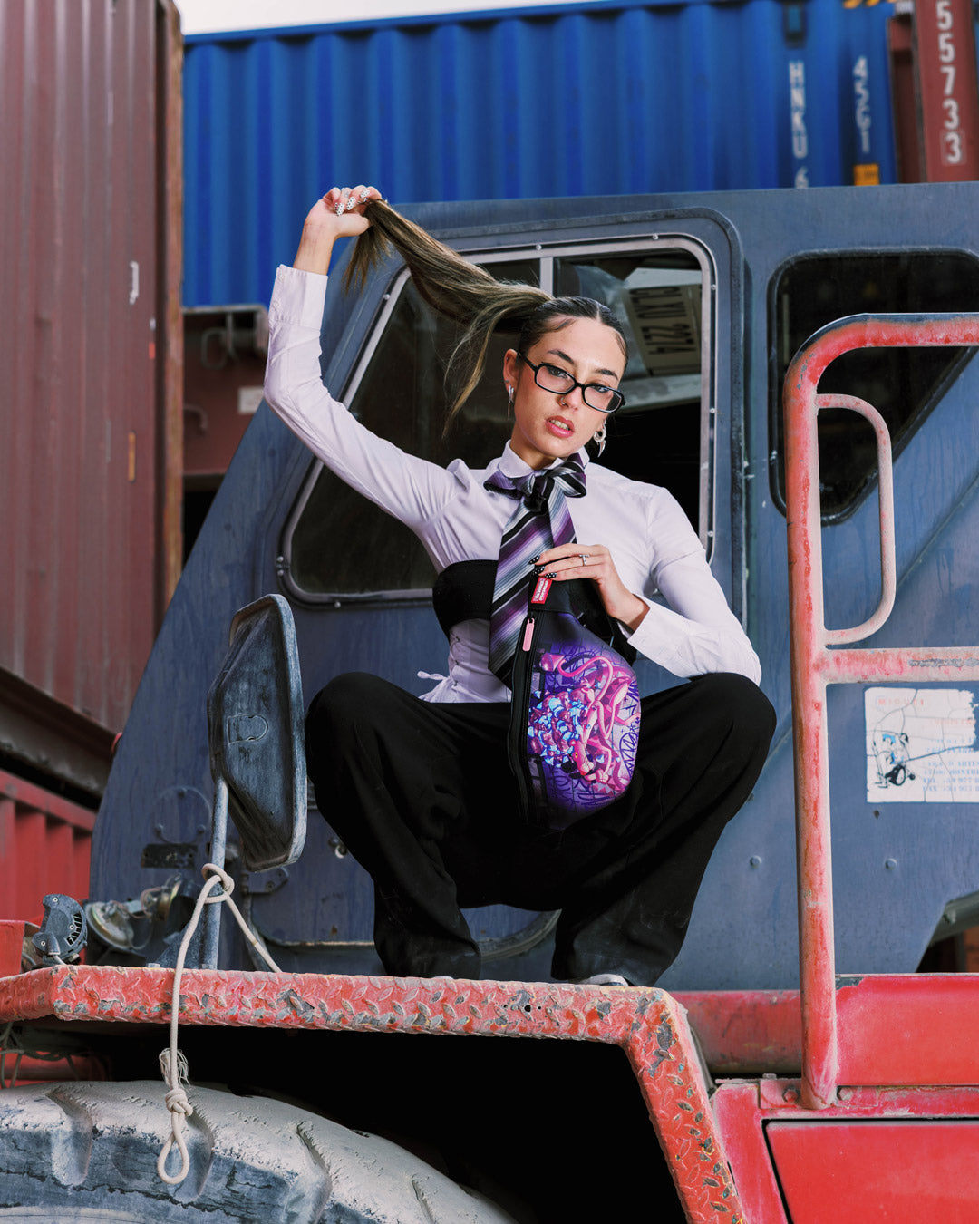 SPRAYGROUND® CROSSBODY PINK PANTHER DIAMOND HEIST SAVVY CROSSBODY