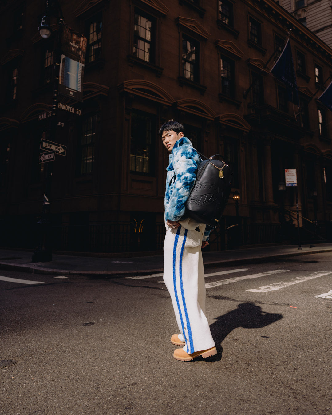 SPRAYGROUND® BACKPACK SHARK CENTRAL GOLD TAG BACKPACK