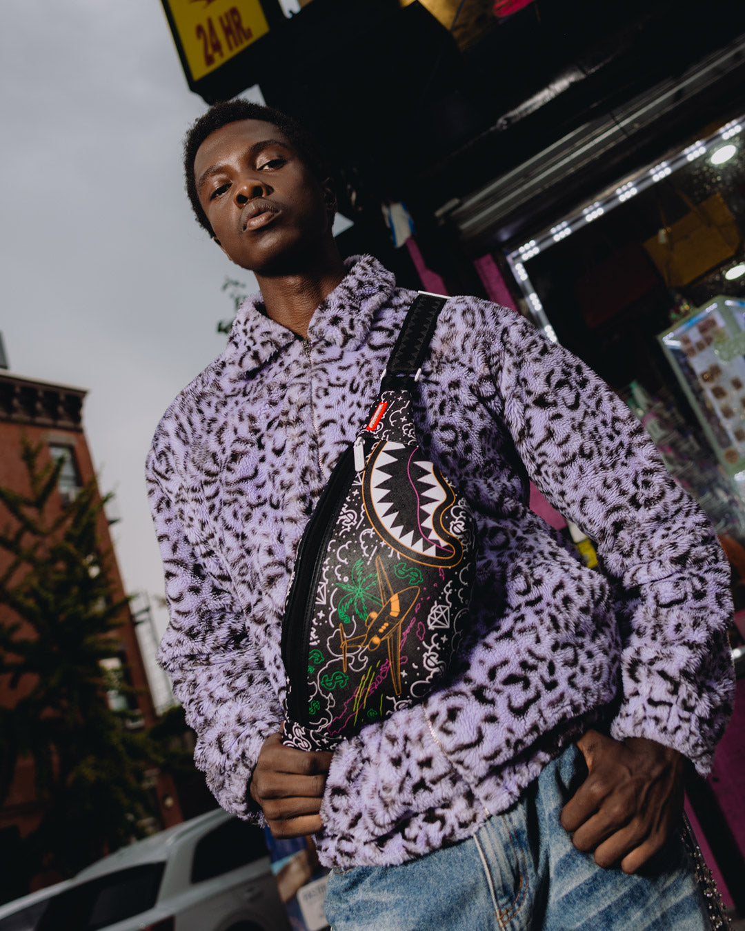 SPRAYGROUND® CROSSBODY DOODLE JET SAVVY CROSSBODY
