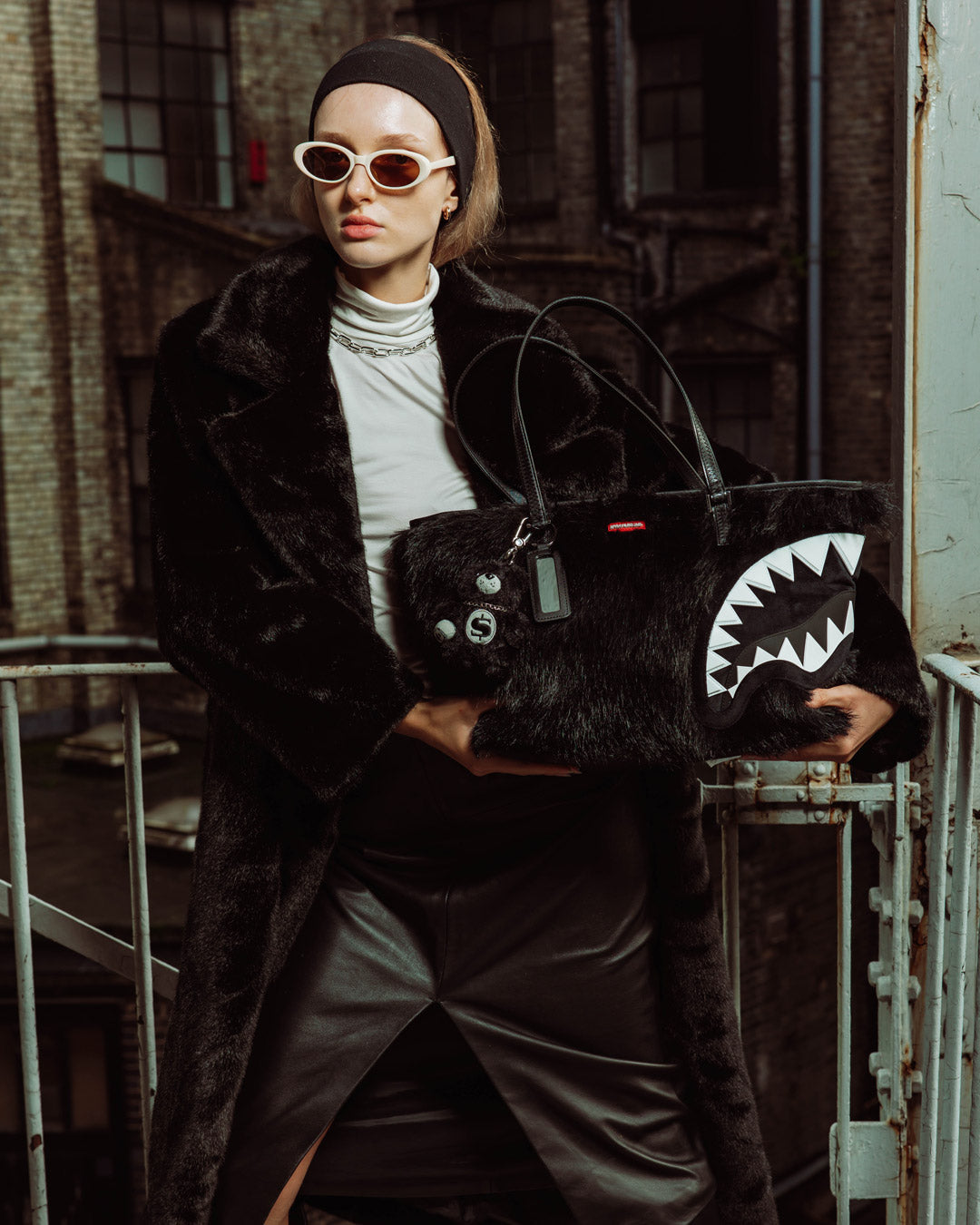 SPRAYGROUND® TOTE FUR CRAY BLACK TOTE