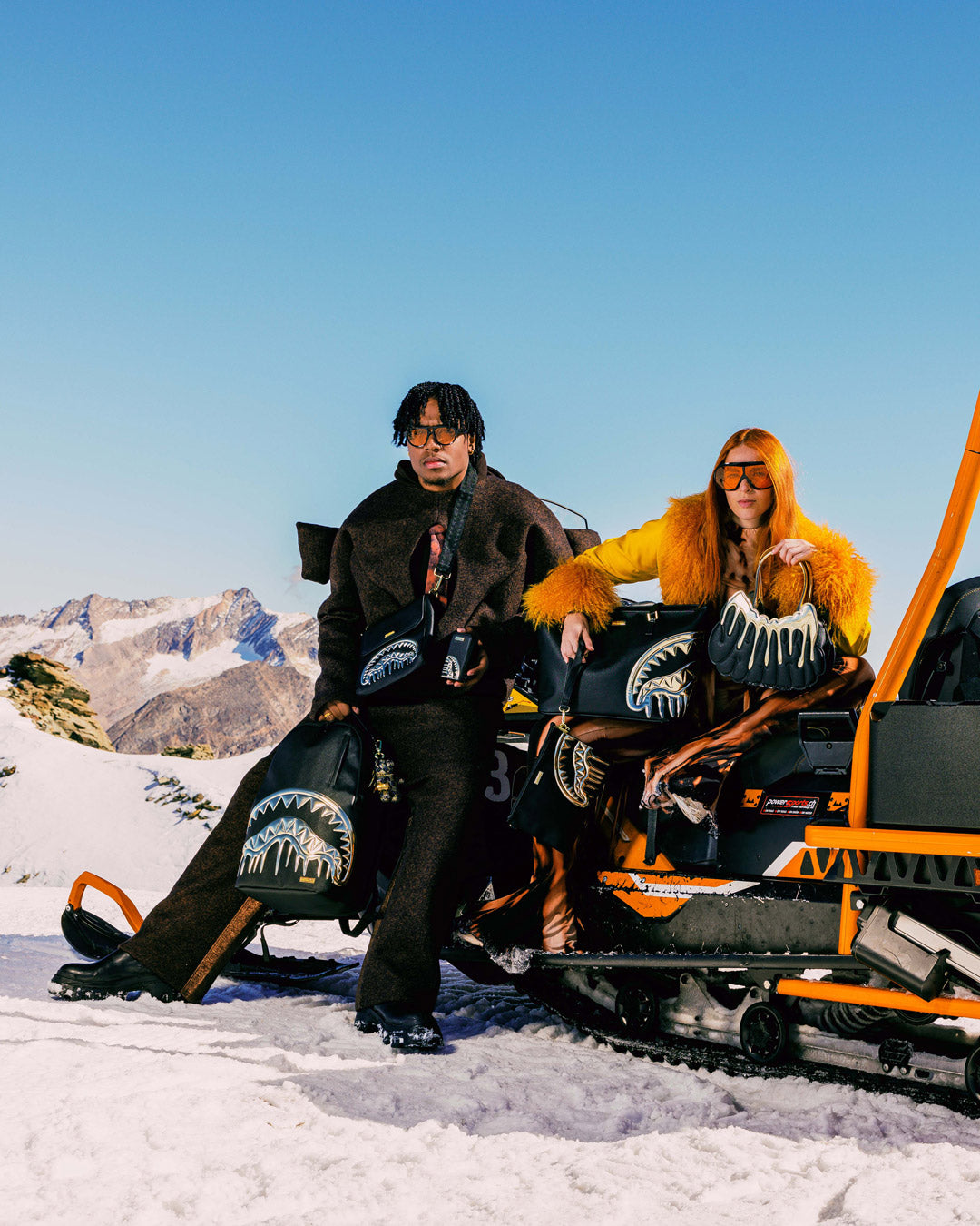 SPRAYGROUND® WALLET GOLD AND DANGEROUS WALLET