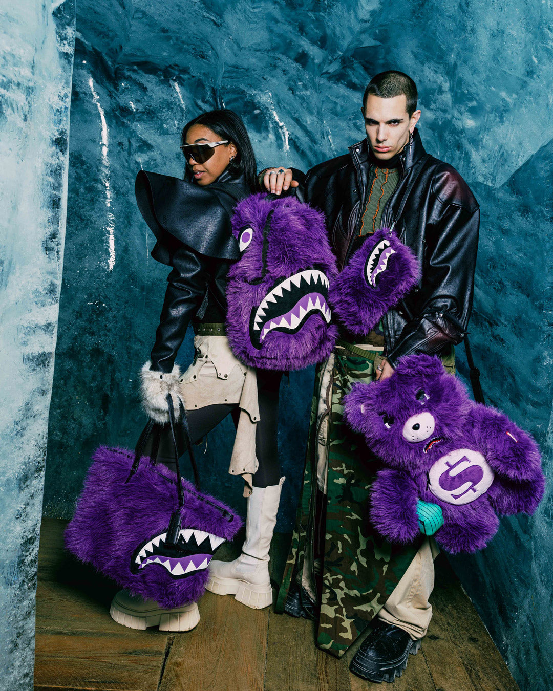 SPRAYGROUND® POUCHETTE FUR CRAY PURP CROSSOVER CLUTCH