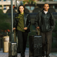 SPRAYGROUND® LUGGAGE SPRITZ BLACK FULL-SIZE LUGGAGE