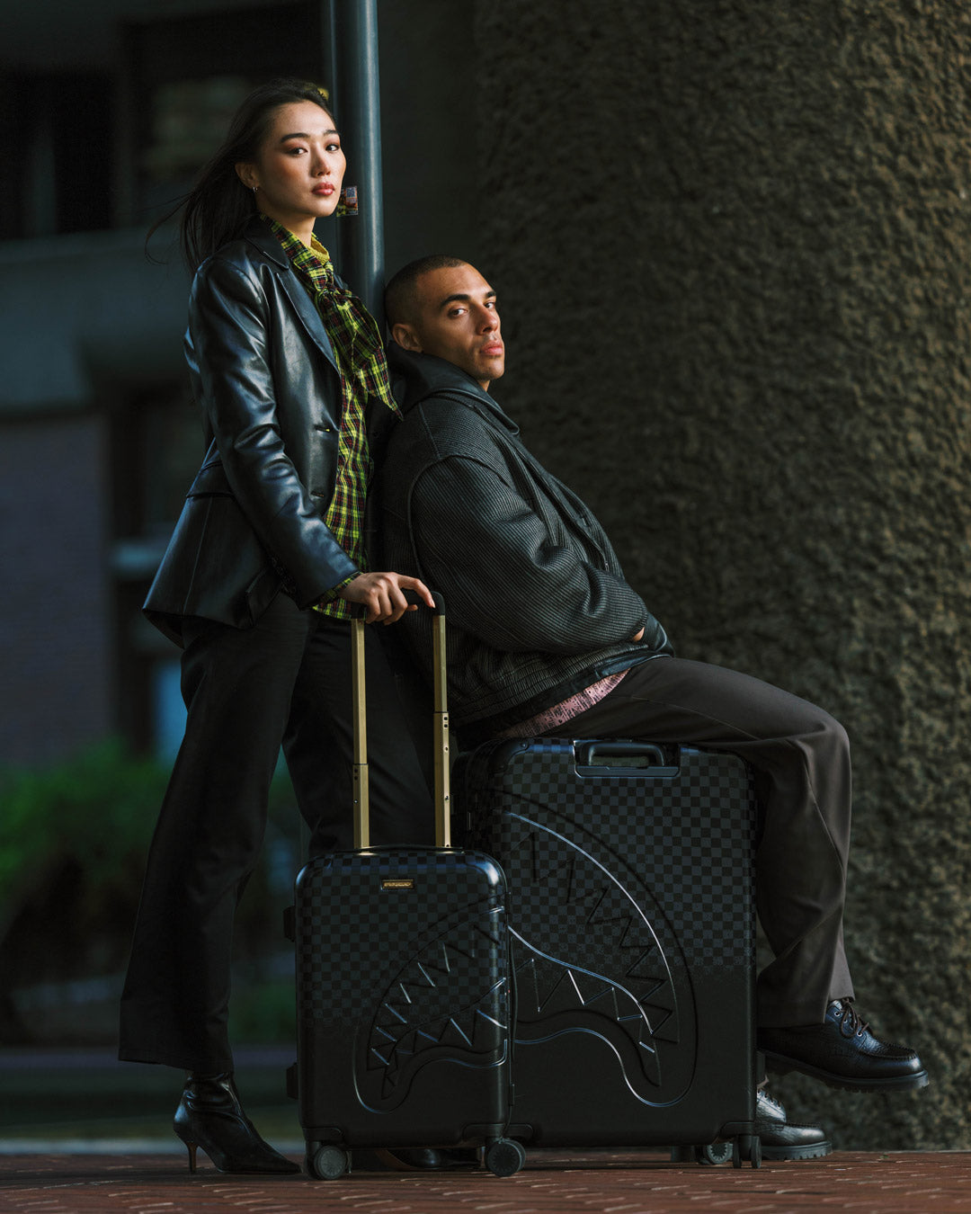 SPRAYGROUND® LUGGAGE SPRITZ BLACK CARRY-ON LUGGAGE