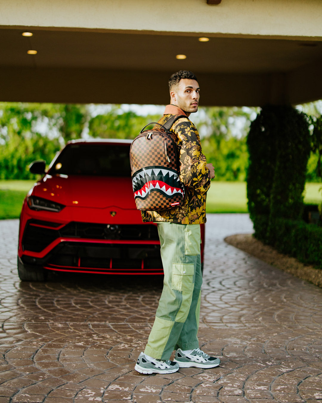 LENTICULAR EFFECTS SHARKS IN PARIS BACKPACK SPRAYGROUND Lenticular effects sharks in paris backpack sprayground