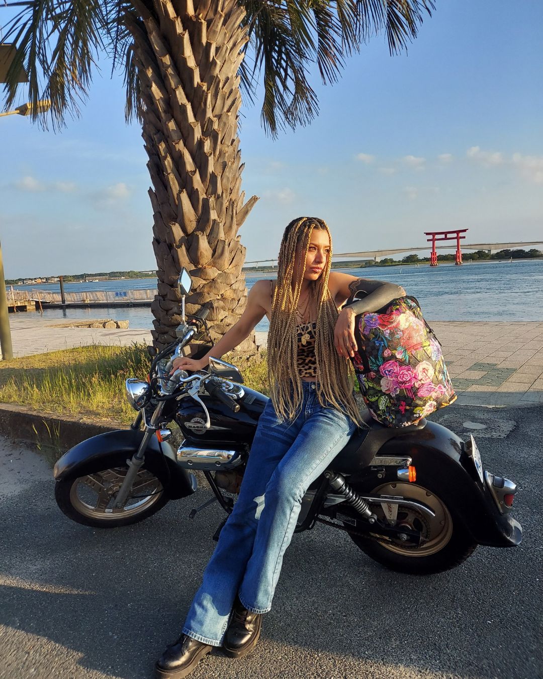 SPRAYGROUND® BACKPACK GRAFFLOWER