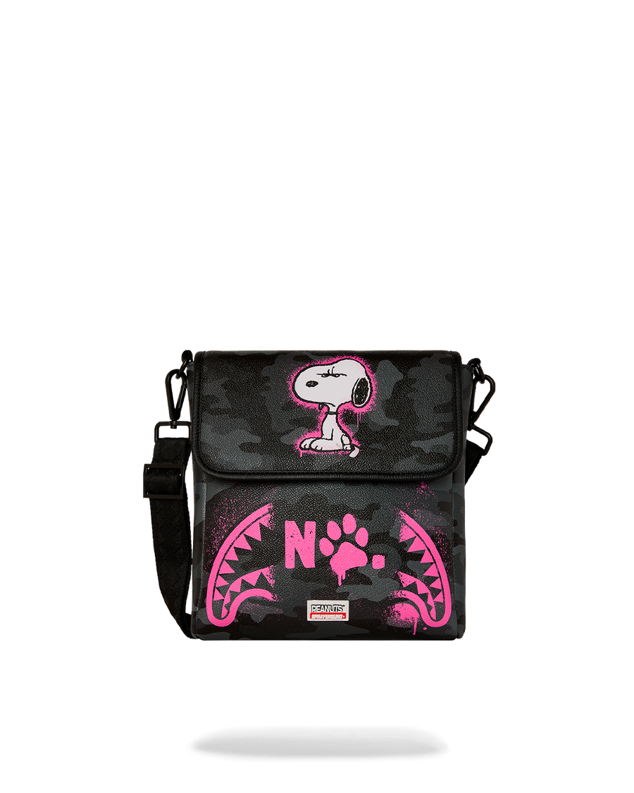 sprayground/スヌーピーメッセンジャースリングショルダーバッグ 新品 SNOOPY THAT'S A NO NO MESSENGER SLING – SPRAYGROUND®