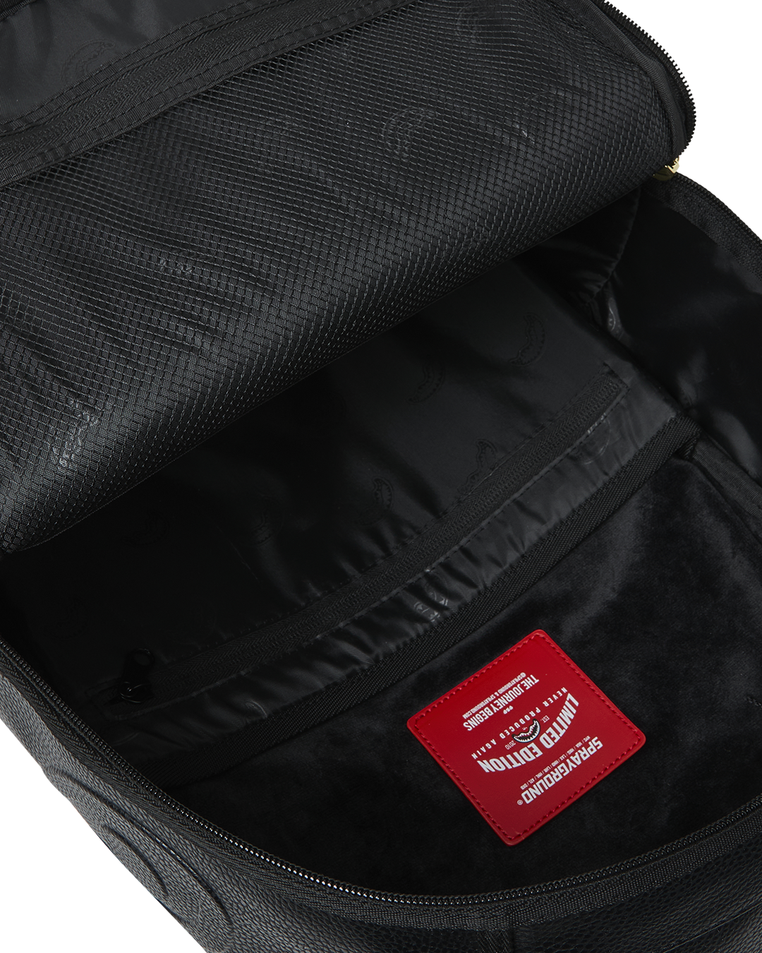 SPRAYGROUND® BACKPACK SHARK CENTRAL GOLD TAG BACKPACK