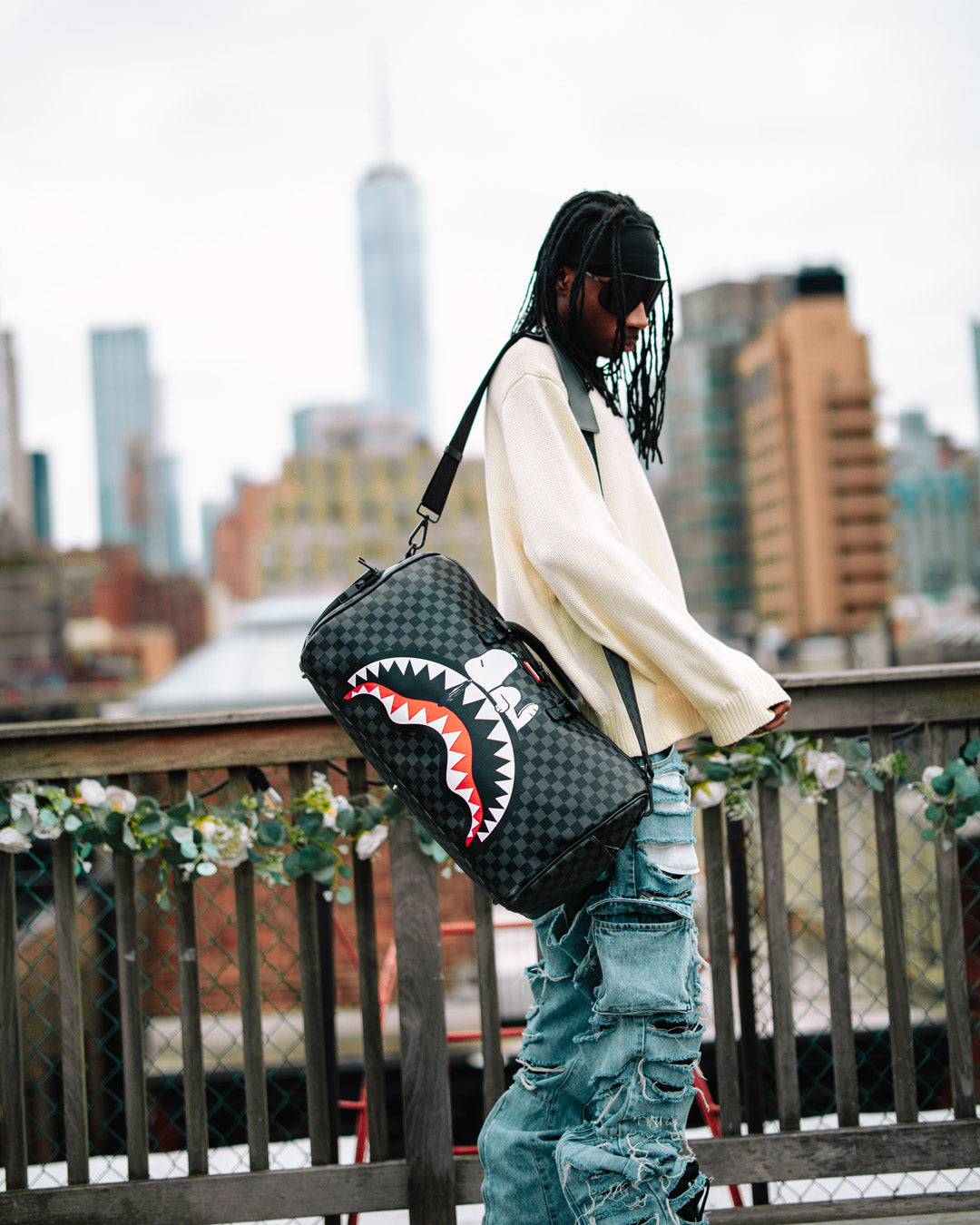 SNOOPY DAY OFF DUFFLE – SPRAYGROUND®