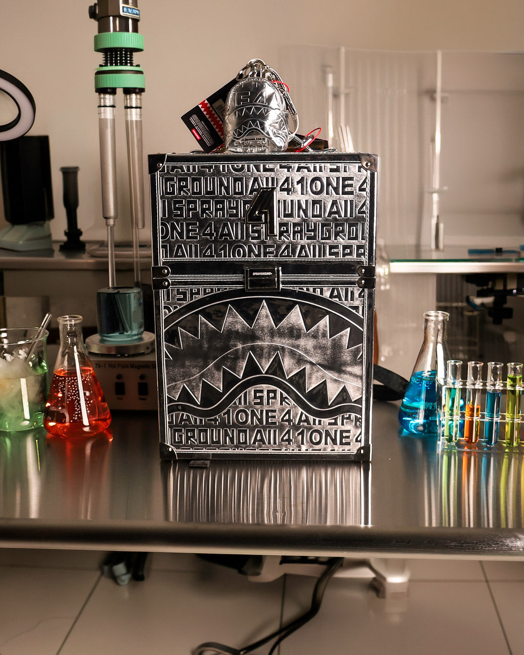 SPRAYGROUND® KEYCHAIN SPACE CASE BACKPACK KEYCHAIN