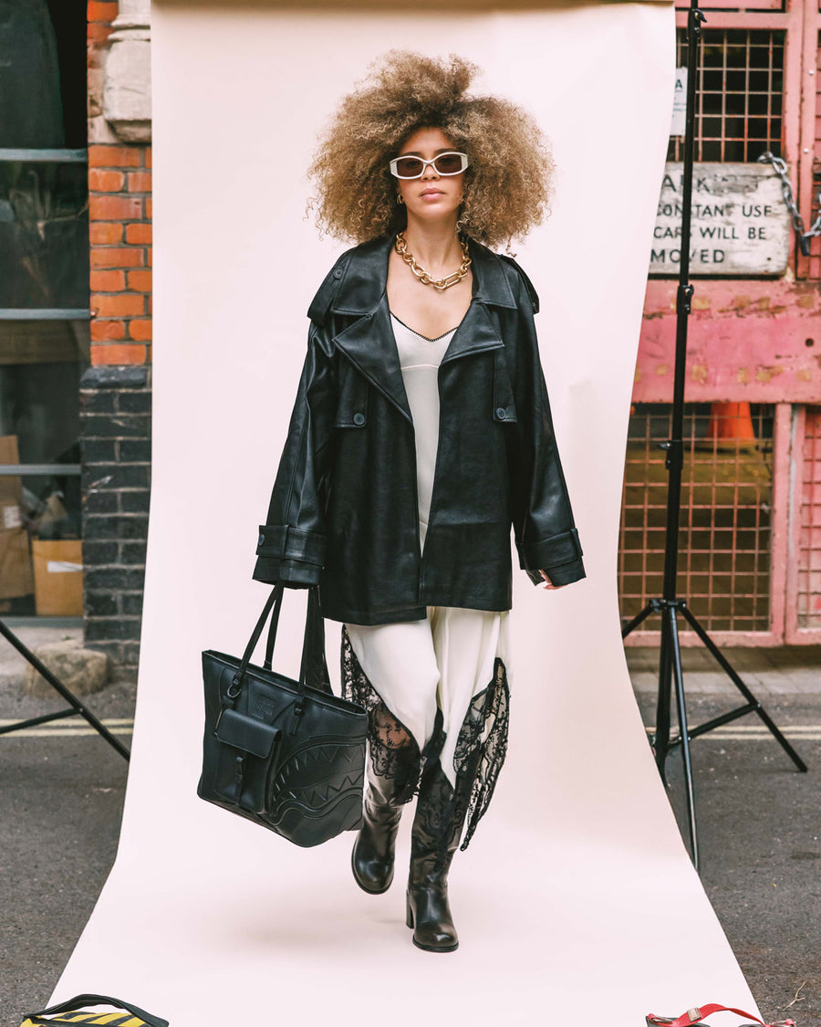 SPRAYGROUND® TOTE LFW BLACK POCKET TOTE