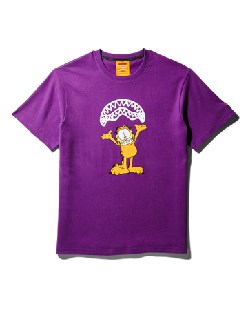 SPRAYGROUND® APPAREL GARFIELD SHARKMOUTH GRAPHIC T-SHIRT (PURPLE)
