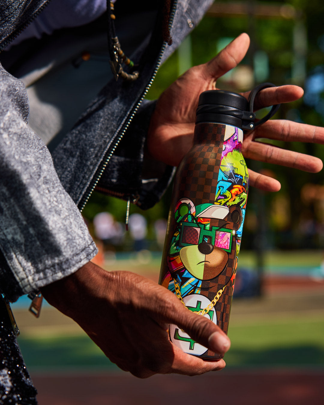 SPRAYGROUND® WATER BOTTLE MONEYBEAR SPLIT CHECK WATER BOTTLE