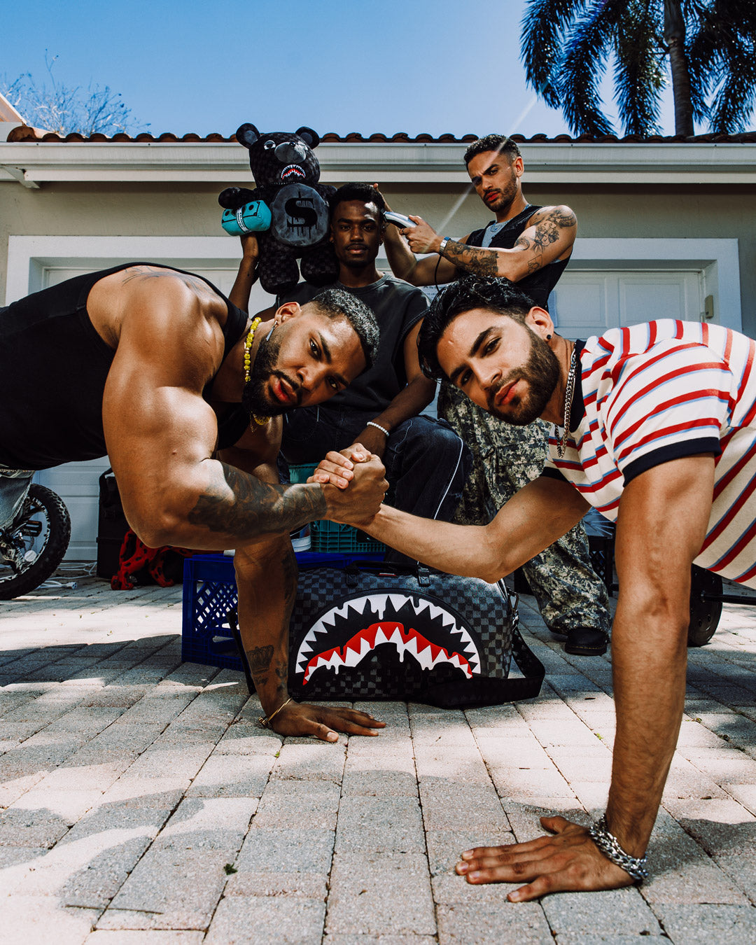 SPRAYGROUND® DUFFLE SHARKS IN PARIS THUNDERDRIP DUFFLE