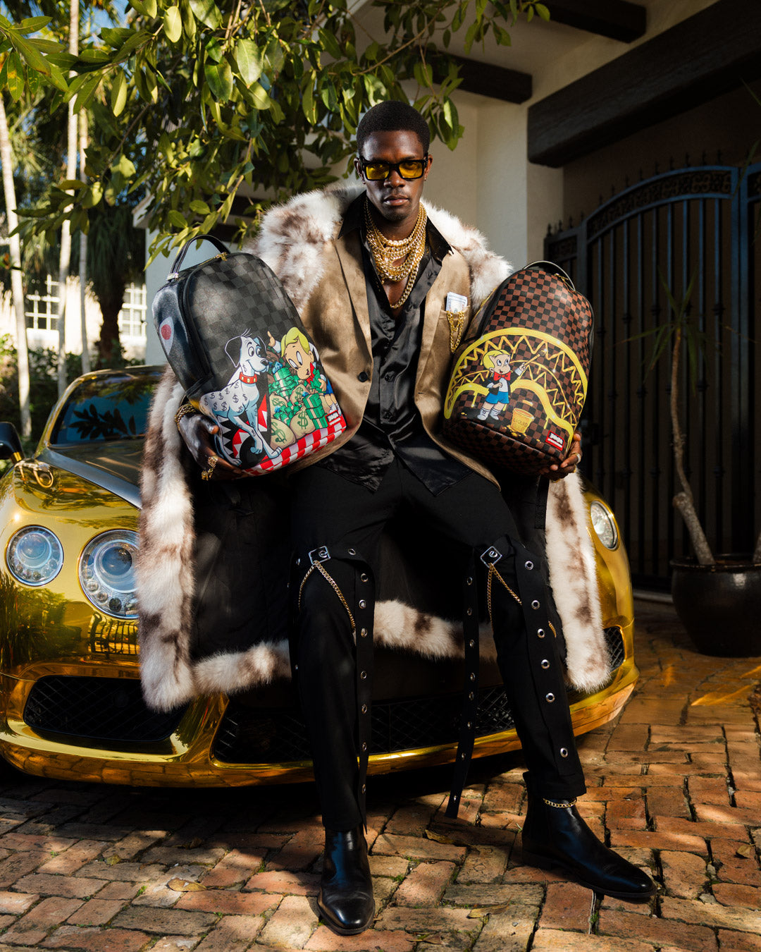 【Sprayground】Richie Rich Gold Sharkmouth DLXSVバックパック Shop Sprayground Richie Rich Gold Sharkmouth DLXSV Backpack