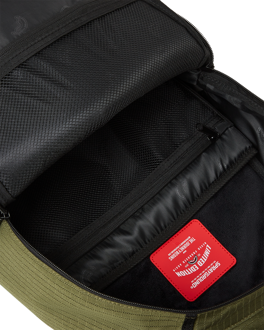 SPRAYGROUND® BACKPACK SHARK CENTRAL AIRBORNE BACKPACK