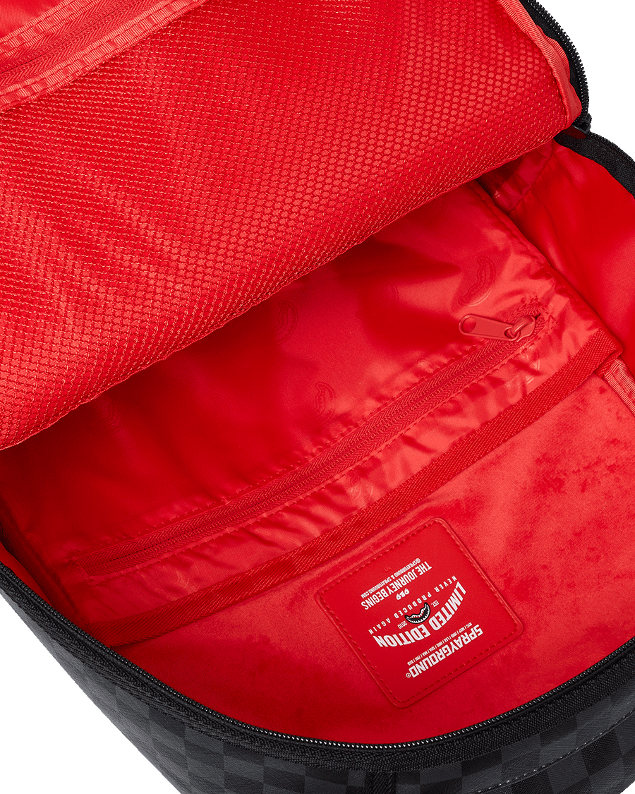 SPRAYGROUND® BACKPACK SHARK ESCAPE BACKPACK