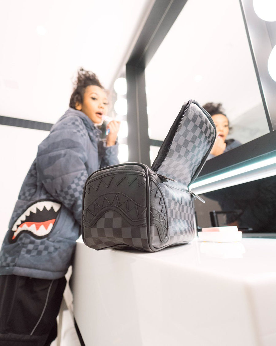 SPRAYGROUND® TOILETRY HENNY BLACK TOILETRY BAG